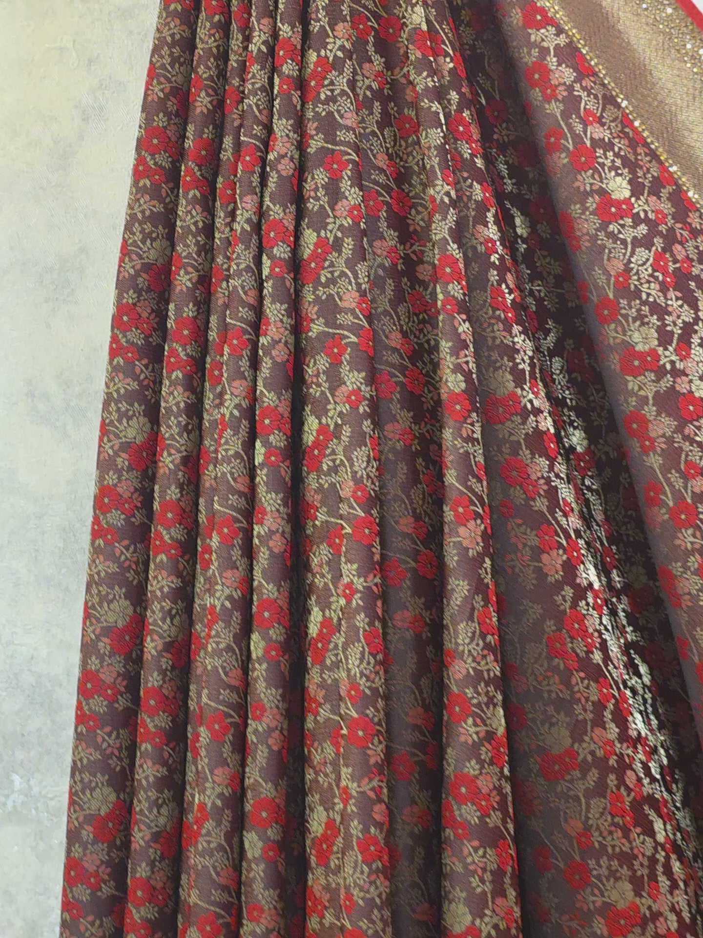 UNSTITCHED SAREE 5