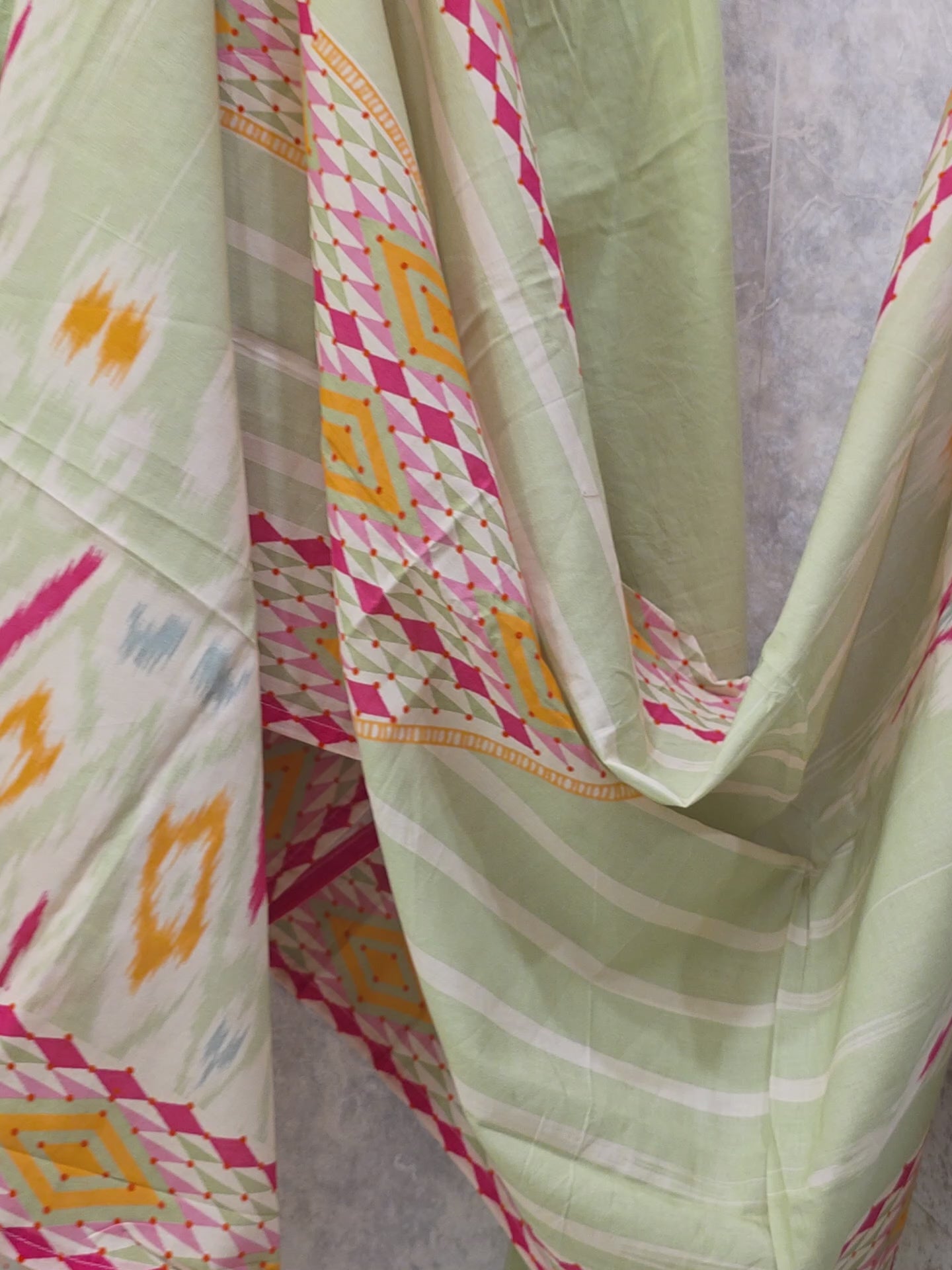 LIGHT EMBROIDERED CAMBRIC COTTON PLAZZO SUIT