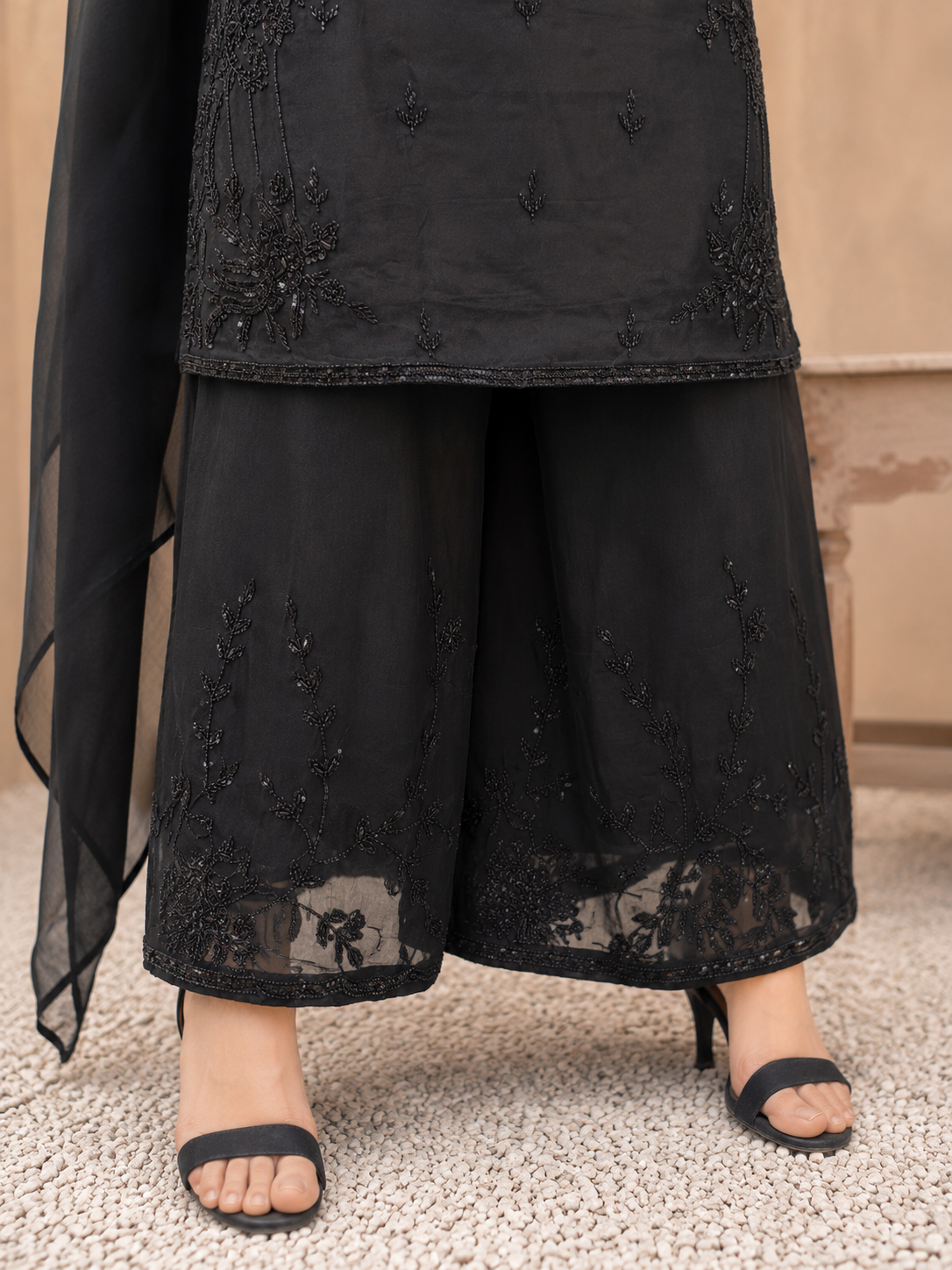 BLACK HANDWORK PARTYWEAR PLAZZO SUIT