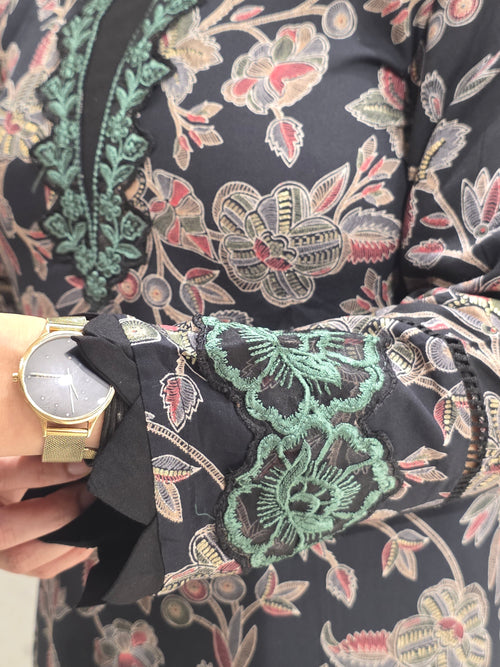 BLACK PRINT & LACEWORK LONG PAKISTANI PLAZZO SUIT