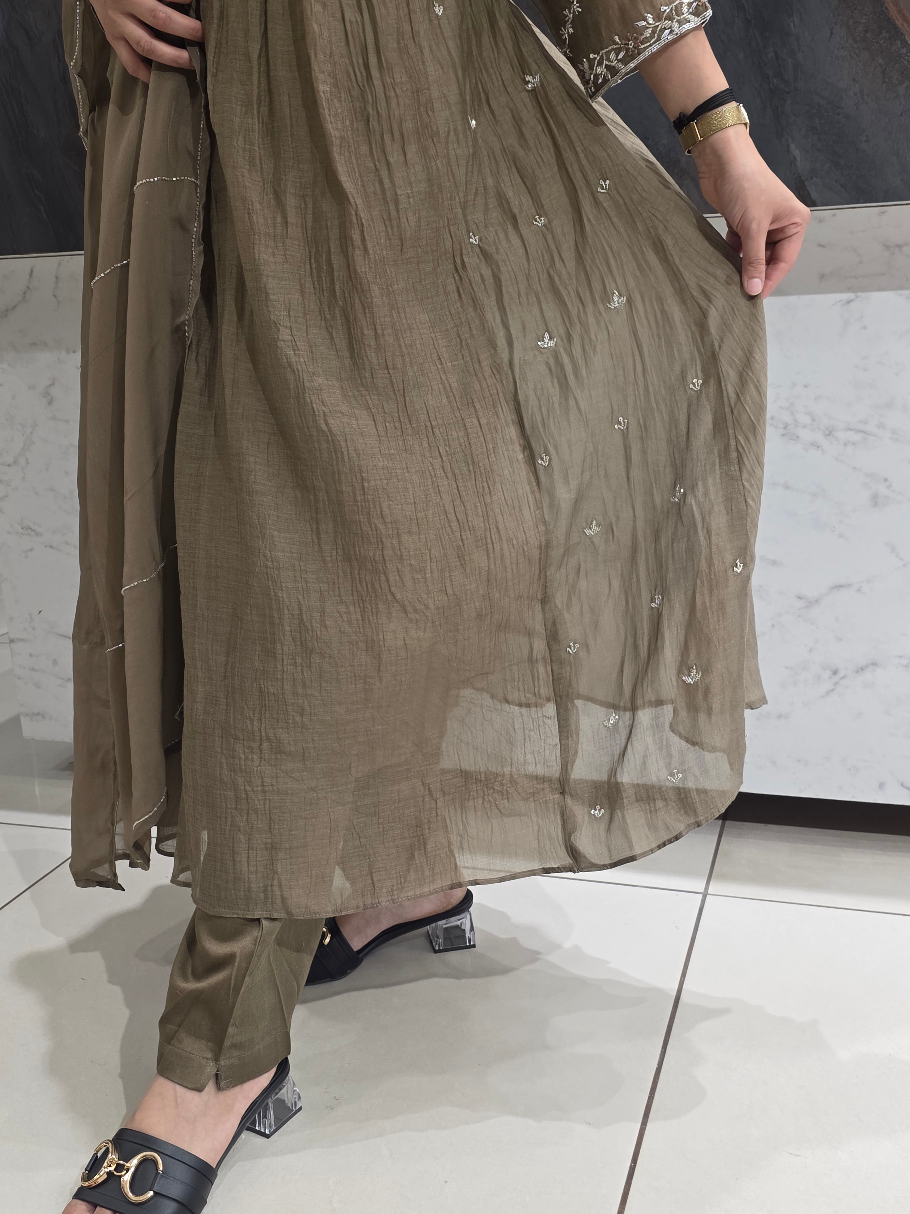 BROWN FROCK STYLE PARTYWEAR PLAZZO SUIT