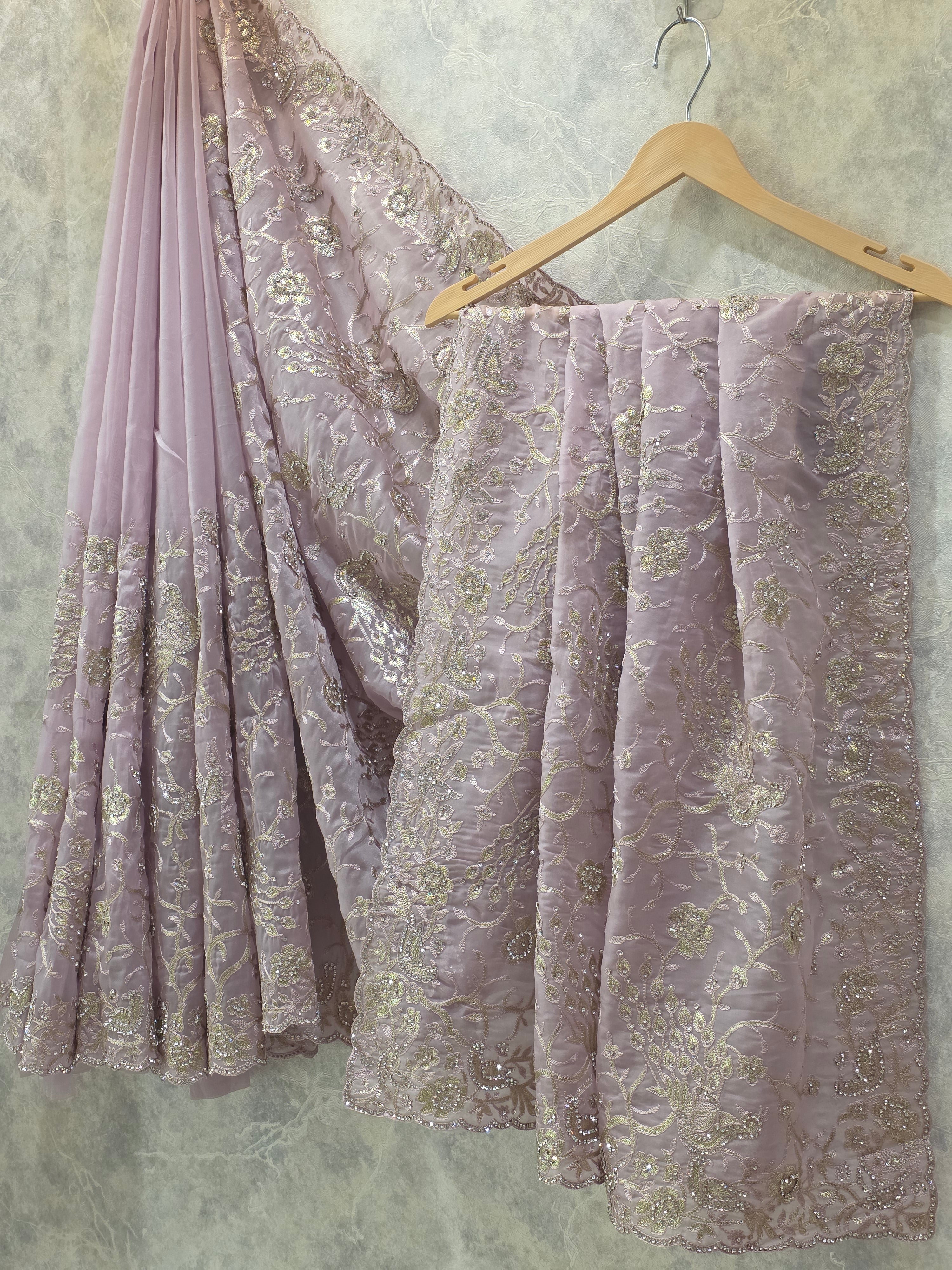 UNSTITCHED SAREE 4
