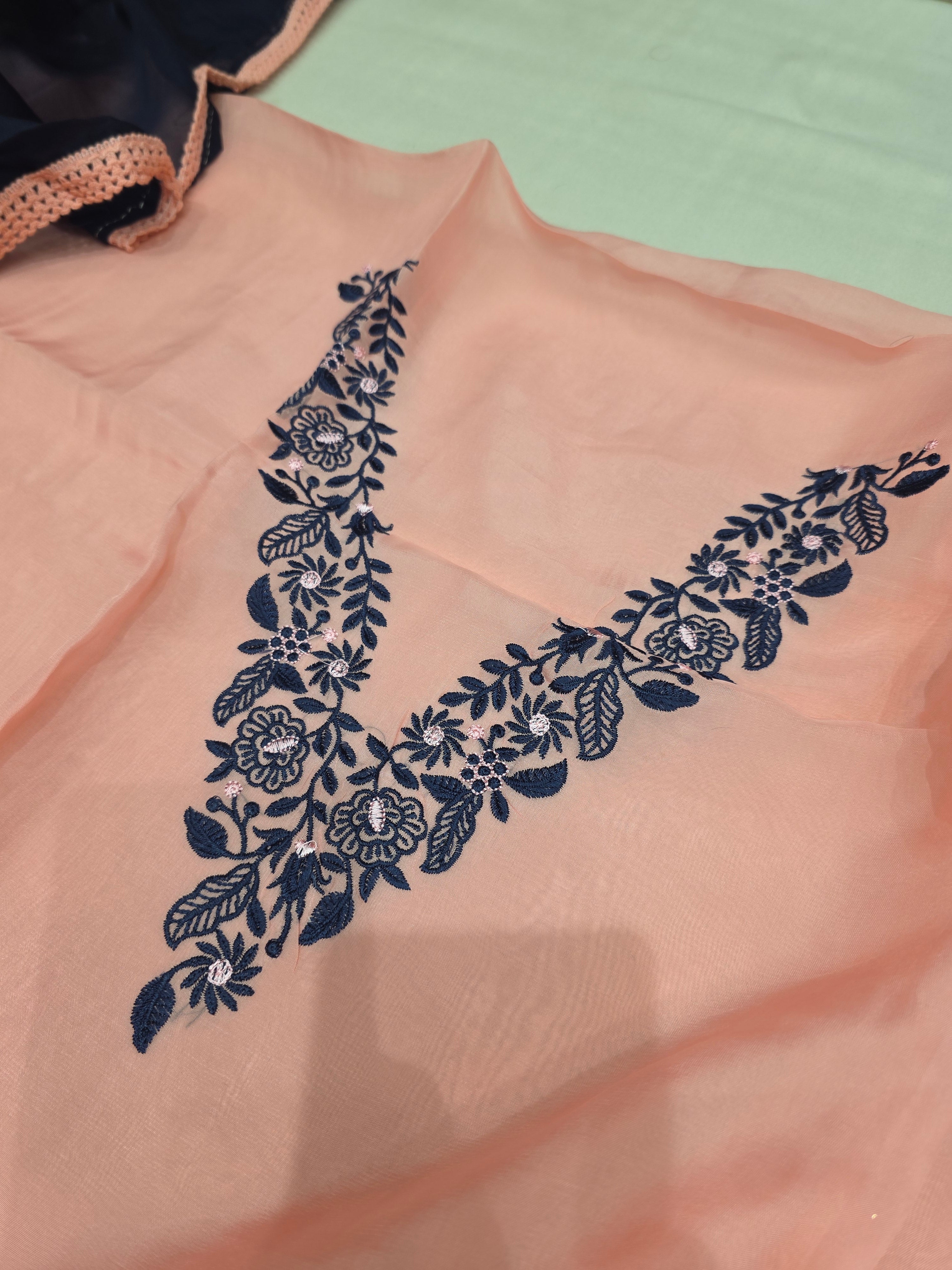 SOFT ORGANZA CONTRAST CONCEPT UNSTITCHED SUIT