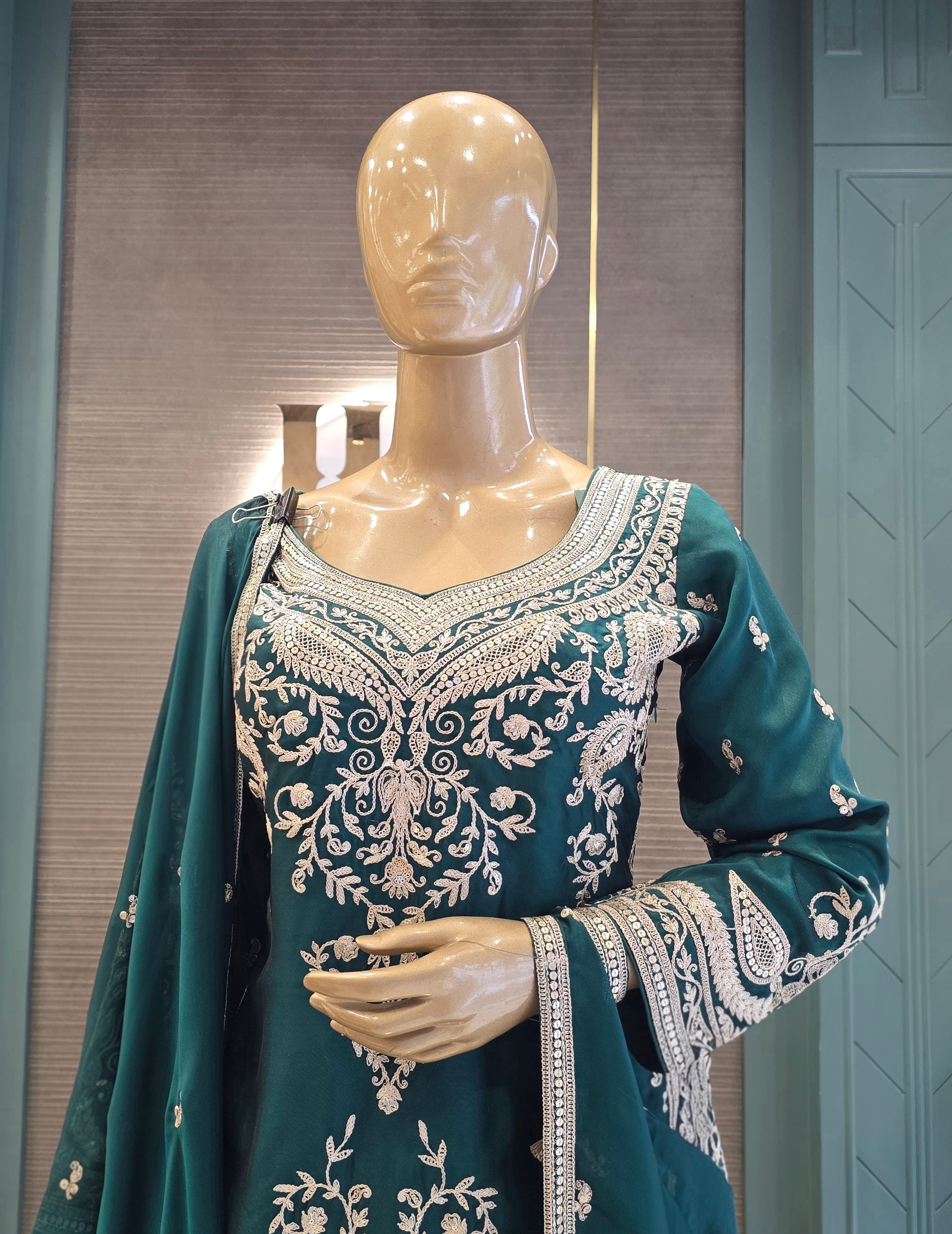 HEAVY EMBROIDERY SILK BLEND PARTYWEAR SUIT