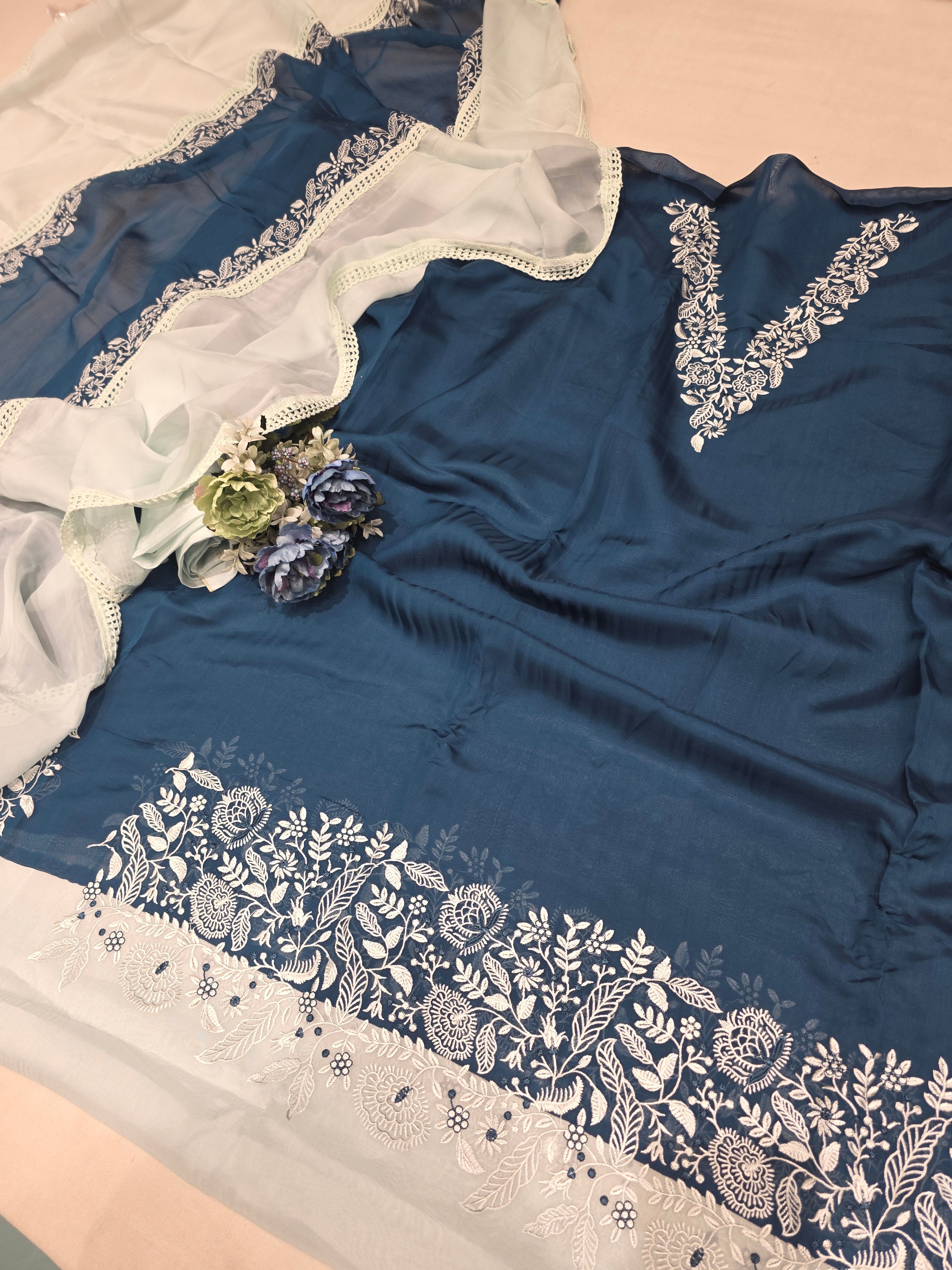 SOFT ORGANZA CONTRAST CONCEPT UNSTITCHED SUIT