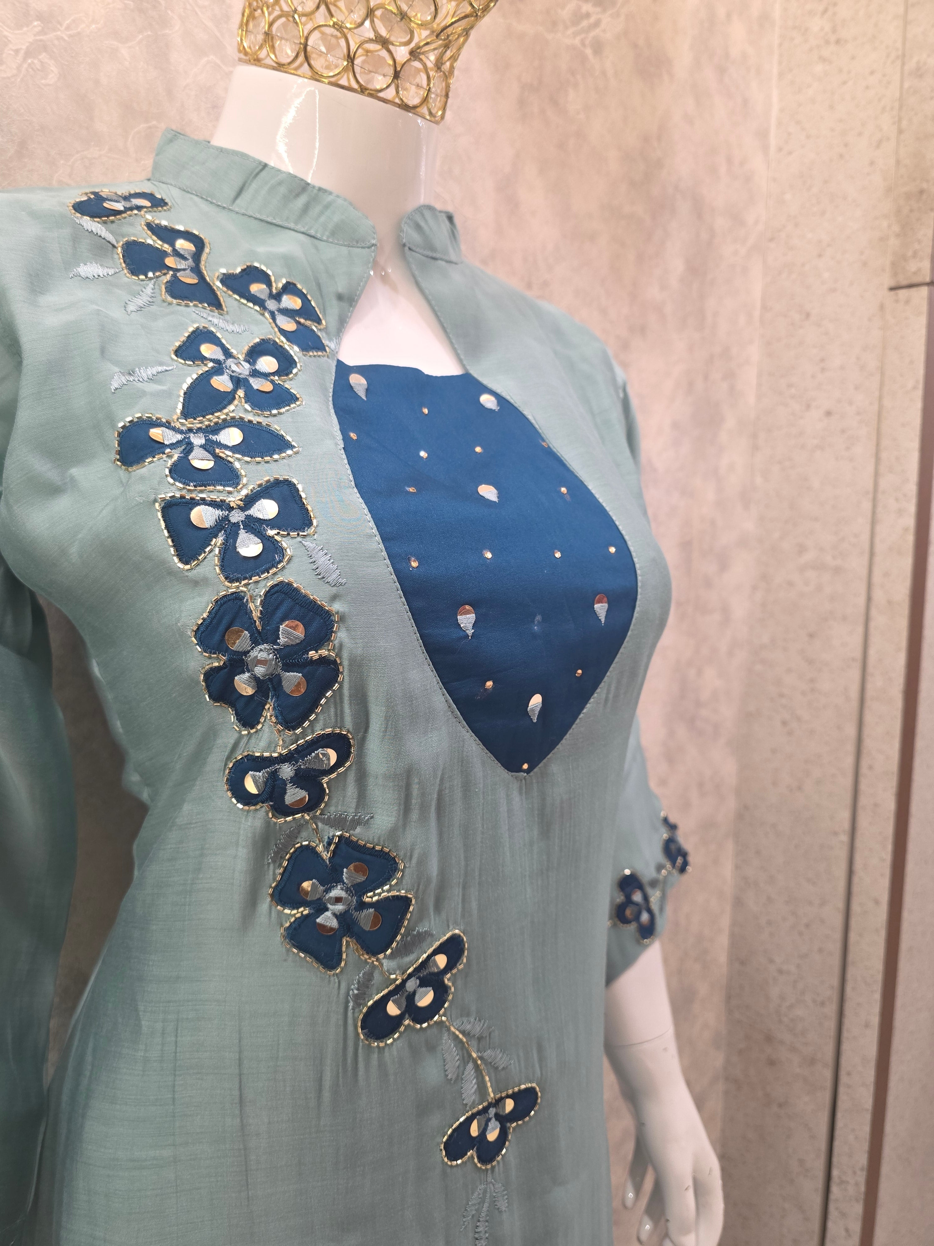 EMBELLISHED MUSLIN CO-ORD SET