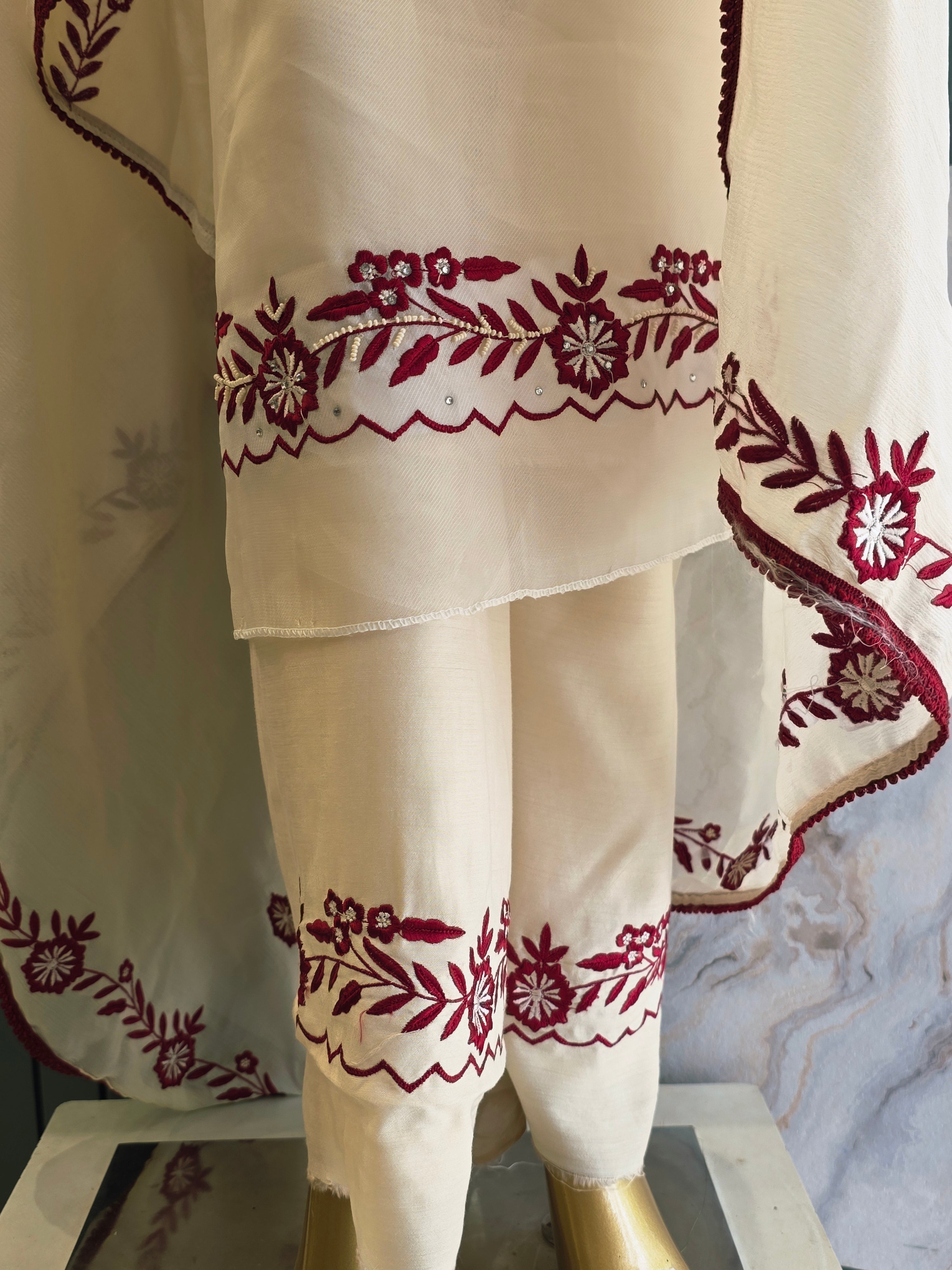 Organza ThreadWork Boutique Unstitched Suit