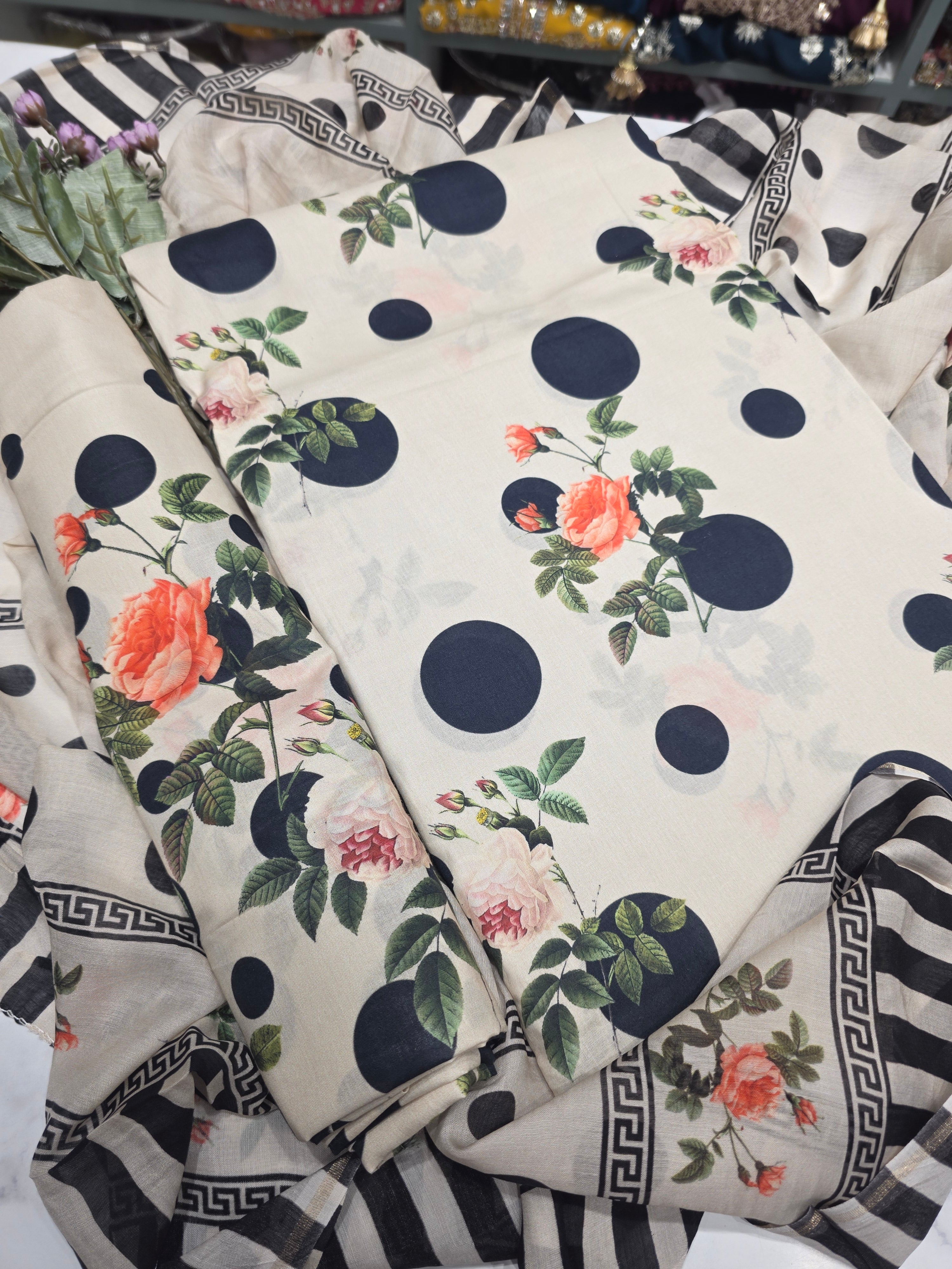 POLKA DOT PRINTED COTTON UNSTITCHED SUIT