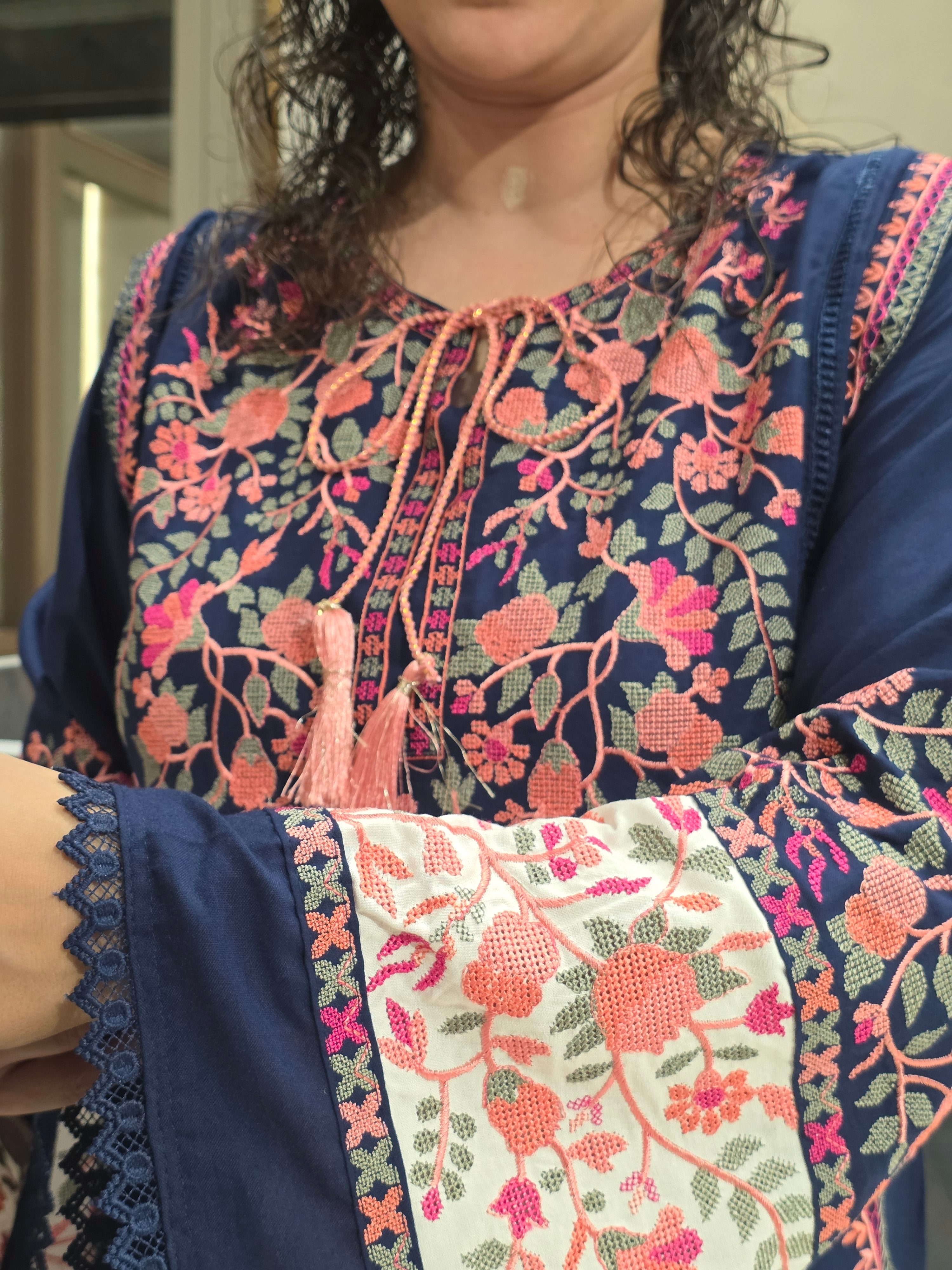 HEAVY EMBROIDERY CONTRAST CONCEPT PLAZZO SUIT