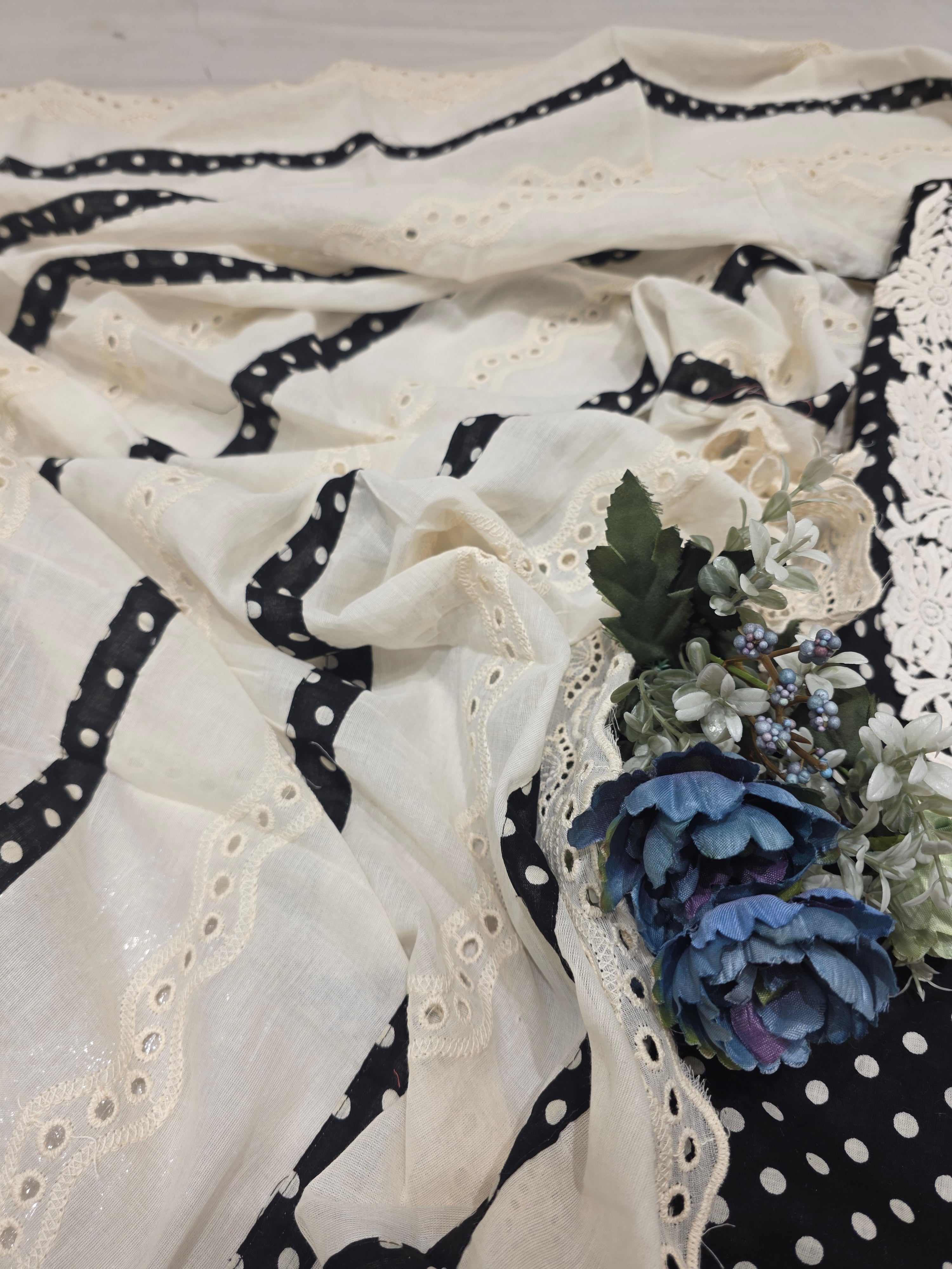 WHITE BLACK LAKHNAVI UNSTITCHED SUIT