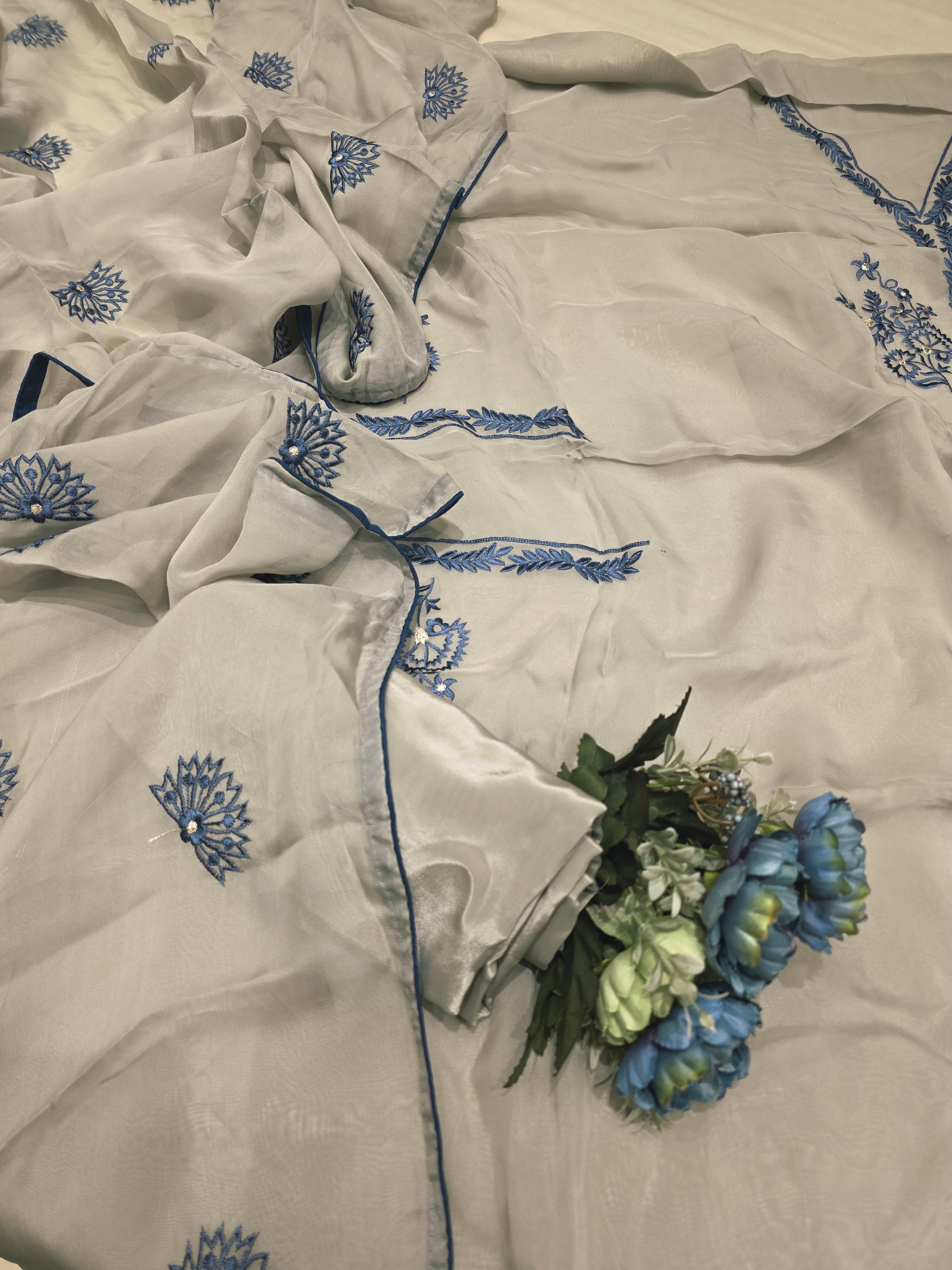 Organza ThreadWork Partywear Unstitched Suit