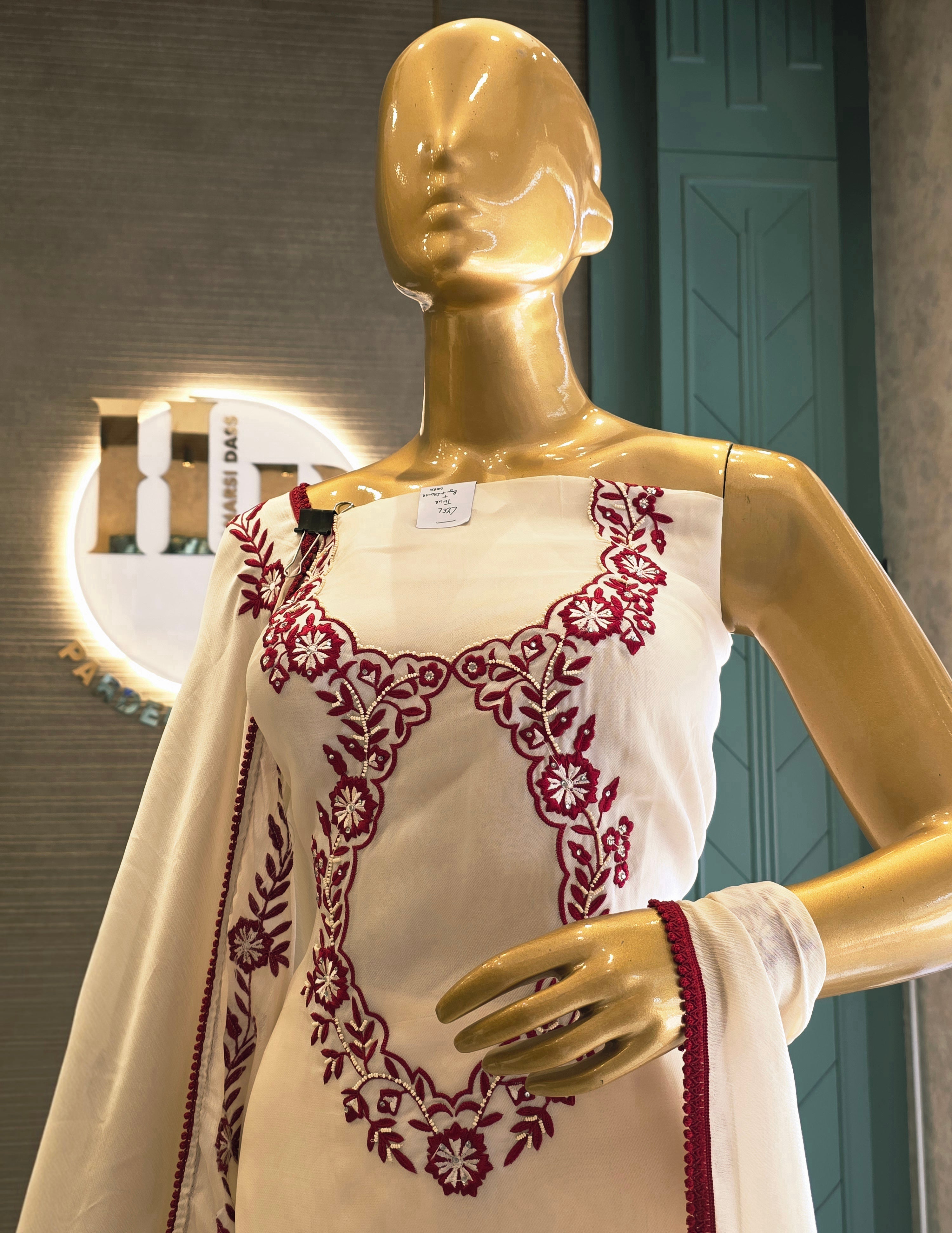 Organza ThreadWork Boutique Unstitched Suit