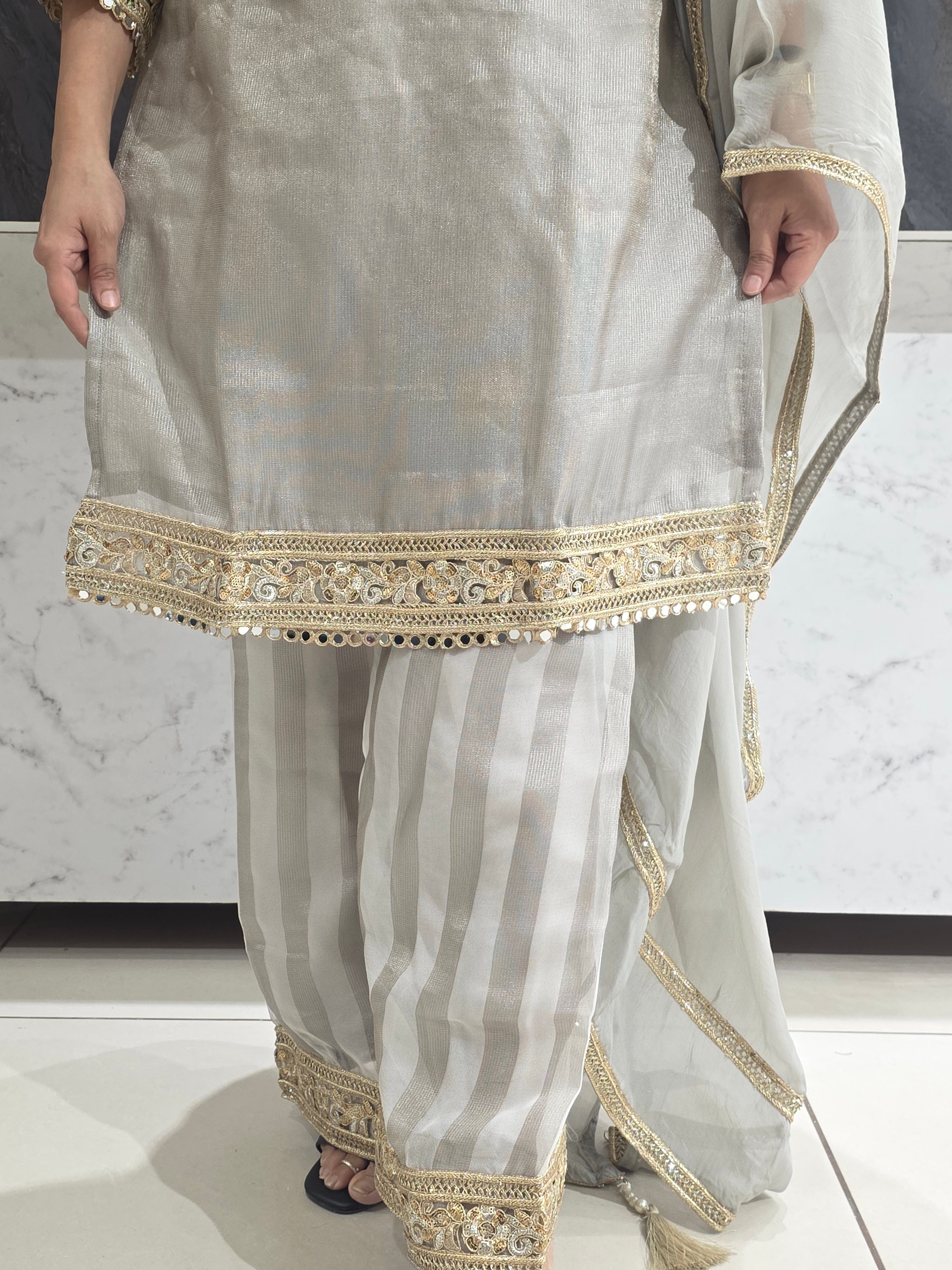 PREMIUM BURBERRY TISSUE GREY PARTYWEAR PLAZZO SUIT