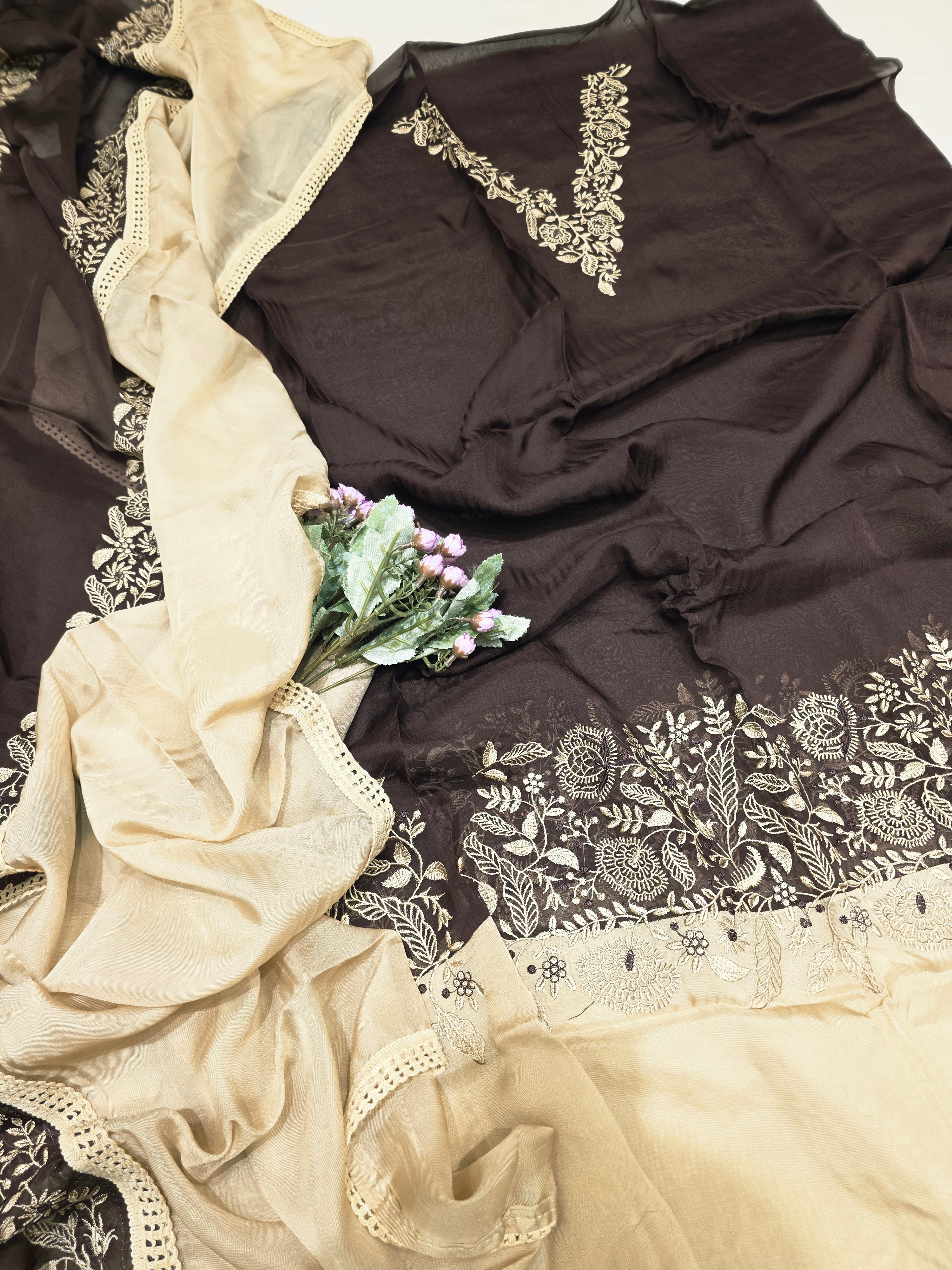 SOFT ORGANZA CONTRAST CONCEPT UNSTITCHED SUIT